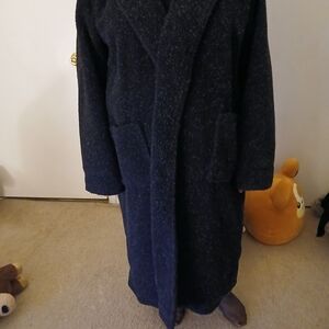 I'm listing my black coat